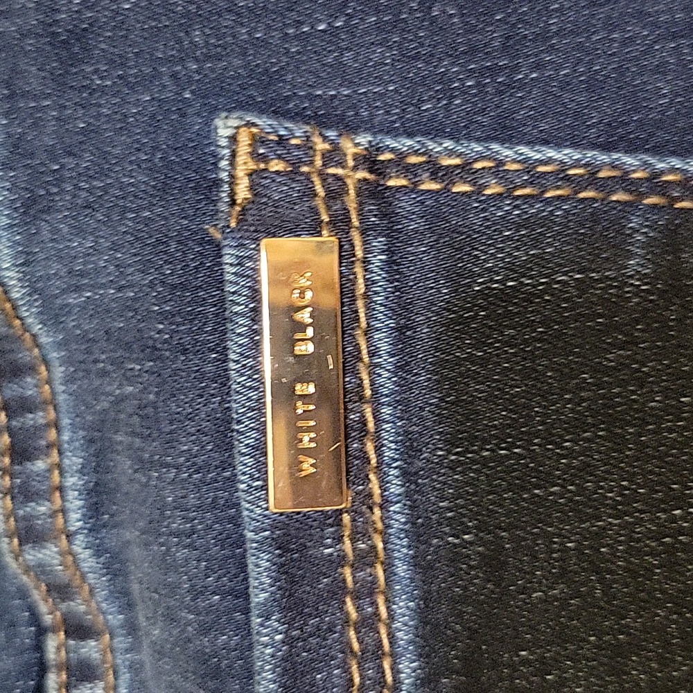 White House Black Market Dark Blue Straight Leg Jeans with Floral Embroidery - Picture 5 of 5